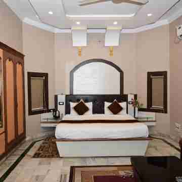 Hotel Cradle Inn Rooms