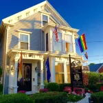 Queen Vic Guest House Hotel di Provincetown