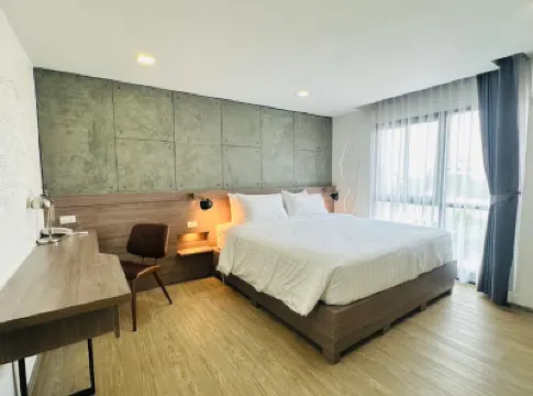 U42 ホテル ラチャダフィセク周辺のホテル