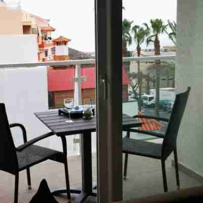 Costa Adeje Apartment, Sea View, 2 Bathrooms, Near Siam Park Dining/Meeting Rooms