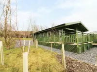 Elm Lodge Hotels in Pennington