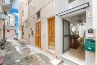 3719 Carraio Salentino-地面公寓，由Barbarhouse提供 F.lli De Blasi S.r.l.附近的飯店