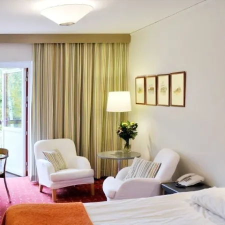 Ariston Hotell