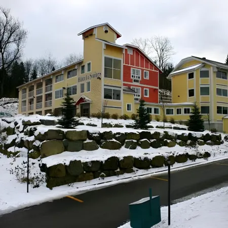Hotel and Suites les Laurentides