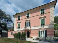 Villa Accini Отели в г. Монтероссо-аль-Маре