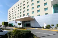 Fiesta Inn Cuautitlan Hotels near Parroquia de San Isidro Confesor