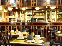 Logis Hôtel Restaurant le Continental Hotels in Chateauroux
