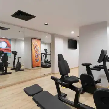 Park Inn Makkah Thakher Alsharqi Отели рядом с достопримечательностью «Мечеть E Taneem»