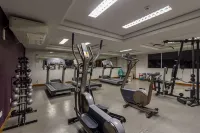 โรงแรมคาสซิโน้ทาวเวอร์คุริทีบาแอโรปอร์ตบายนาชิออนัลอินน์ - ที่มีฟิตเนส
