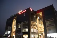 Hotel Czar Inn Các khách sạn gần Veer Narmad South Gujarat University