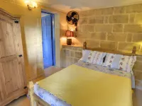 Ta' Bertu Host Family Bed & Breakfast Hotels in Gudja
