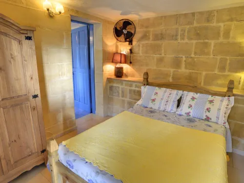 Ta' Bertu Host Family Bed & Breakfast Hotels in Birzebbuga