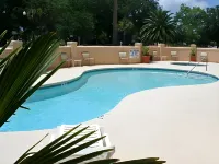 SpringHill Suites Charleston Riverview - Pools
