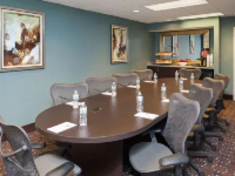 Larkspur Landing South Bend Hotels in St. Joseph County