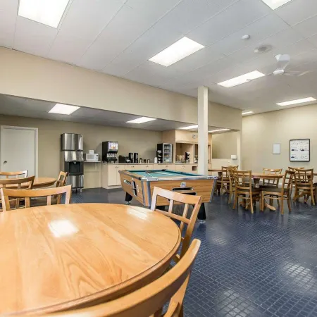 Econo Lodge