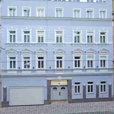 Fleger Appartements Hotel Exterior