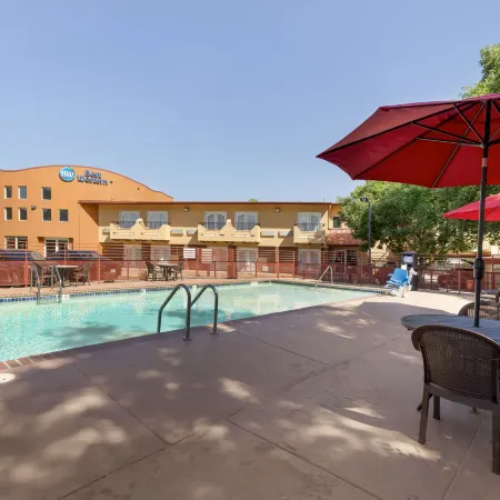 Best Western Kiva Inn