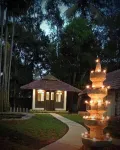 Shantitheeram Ayurveda Hotel a Muhamma