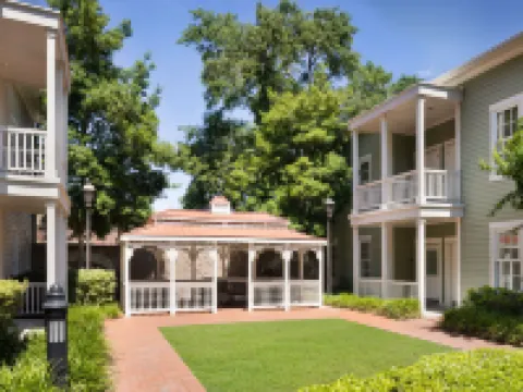 เรสซิเดนซ์ อินน์ บาย แมริออท ซาวันนาห์ ดาวน์ทาวน์/ฮิสทอริก ดิสทริกต์ โรงแรมในซาวานนาห์