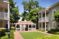 Residence Inn Savannah Downtown/Historic District Hotels in Savannah