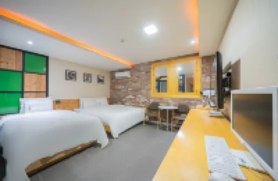 Gimje Q Drive Self Check-in Motel