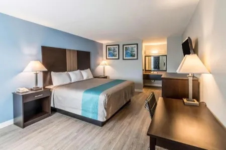 Super 8 by Wyndham Mineral Wells Отели в г. Минерал-Веллс