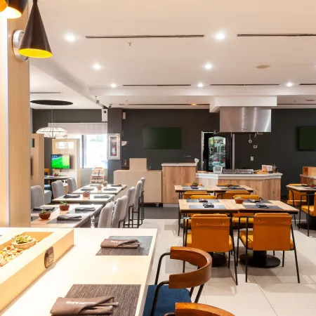 Courtyard San Salvador Отели в г. Сан-Сальвадор