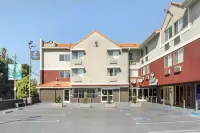 Comfort Inn Los Angeles near Hollywood Hotels in Silver Lake