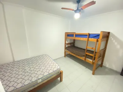 Pé na Areia Praia da Guilhermina III