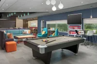 Hampton Inn & Suites Charlotte Airport Lake Pointe
