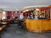 George Inn Hoteles en Midsomer Norton