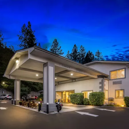 Best Western Inn at the Rogue