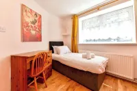 Host & Stay - Oxford Street House