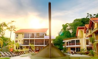 Anjungan Beach Resort