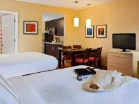 TownePlace Suites Fort Myers Estero Các khách sạn ở Estero