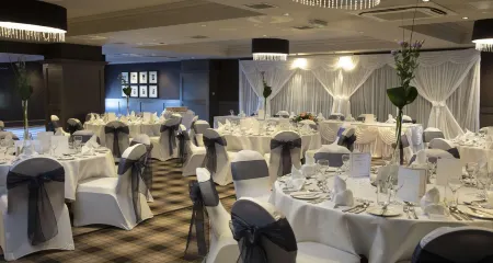 Best Western Glasgow South Eglinton Arms Hotel Отели в г. Ньютон Мернс