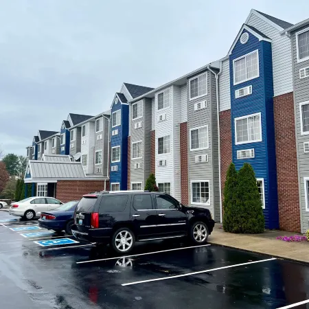 Microtel Inn & Suites by Wyndham Georgetown