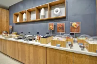 辛辛那提布魯艾施SpringHill Suites飯店 - 早餐