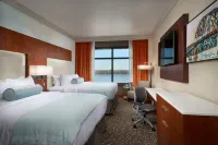 The Merrill Hotel, Muscatine, a Tribute Portfolio Hotel - parking