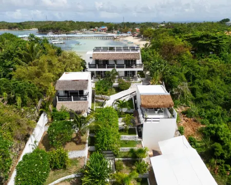 Blanco Beach Resort Malapascua Hotels in Logon