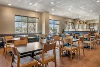 Drury Plaza Hotel Valdosta - breakfast