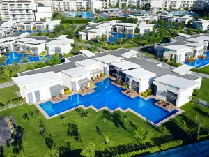 Rixos Premium Magawish Suites and Villas