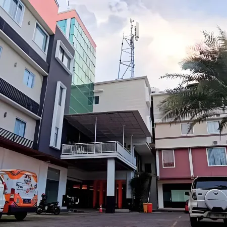 Grand Tryas Hotel
