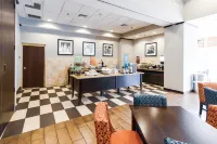 Hampton Inn & Suites Huntsville Hampton Cove - 2-Star