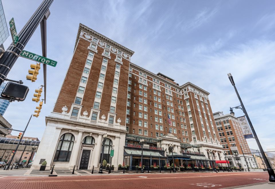 hotel overview picture
