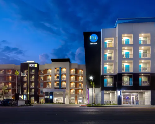 Tru by Hilton Galveston Hotels in Galveston County