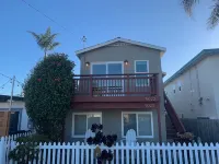 Newly Updated Retro Beach Rental 오션 비치 호텔