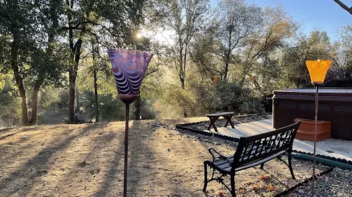 Tranquil Squirrel’s Nest – Private 2.9 Acre Cabin w/ Hot Tub & WiFi Mtn Views