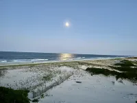 2BD 2BTH - OCEANFRONT & POOL Amazing Bay and Park View