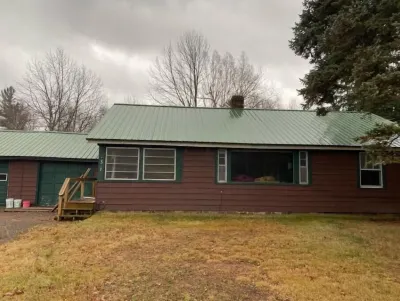 3 Bed House Perfect as a Base Camp to all the Mountains around Lake Placid! 빅 슬라이드 산 주변 호텔